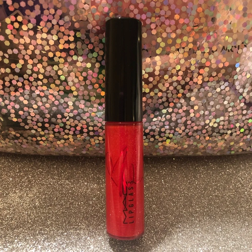 BNIB! MAC Lipglass Viva Glam Miley Cyrus 2  💋❤️💋❤️
